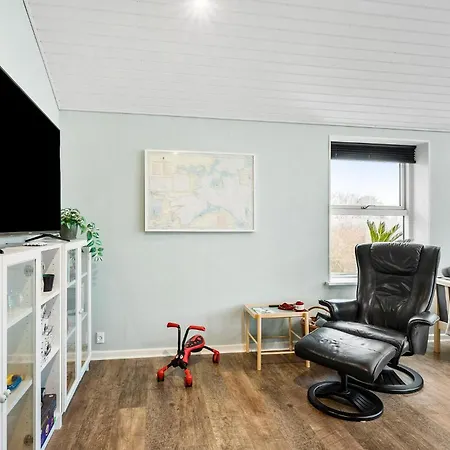 Holiday home Lovely In With Wifi